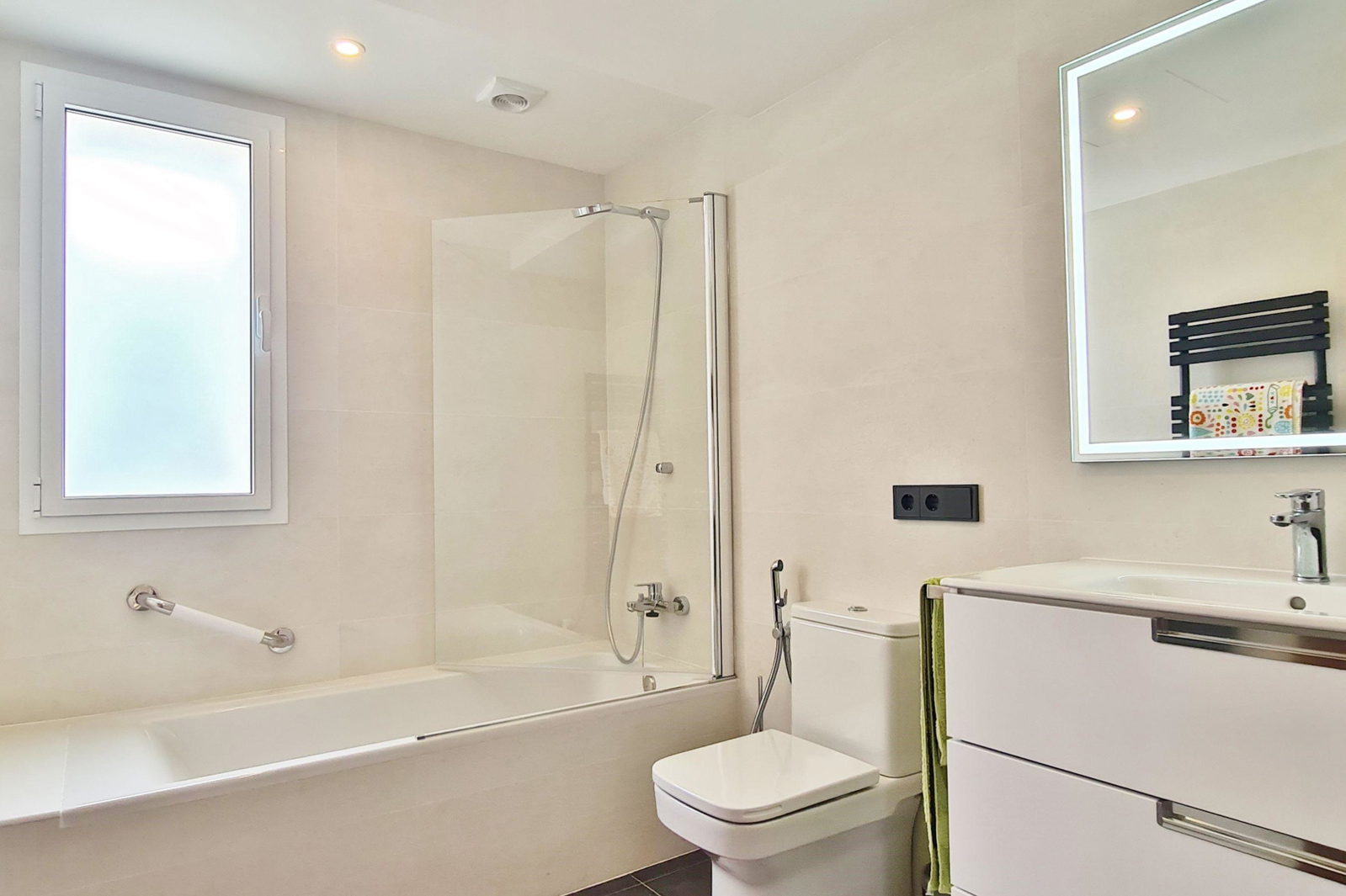 Fantastische moderne Villa mit Pool in Cala D'Or