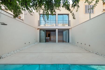 Wunderschönes Stadthaus in Portixol mit Garten und Pool