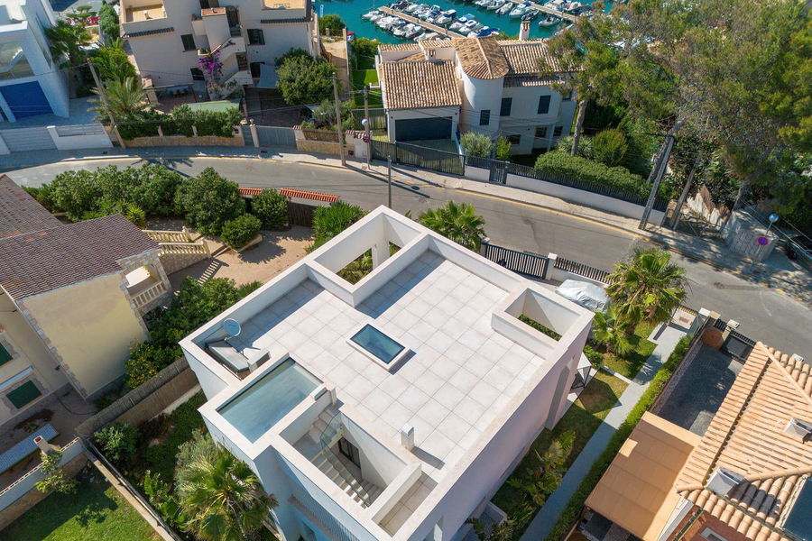 Spektakuläre neu gebaute Villa mit Meerblick in El Toro