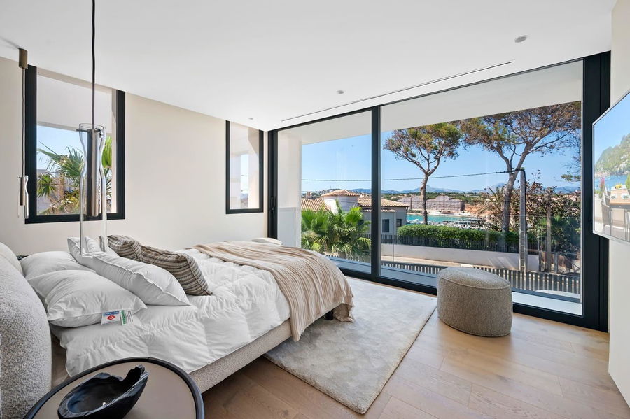 Spektakuläre neu gebaute Villa mit Meerblick in El Toro