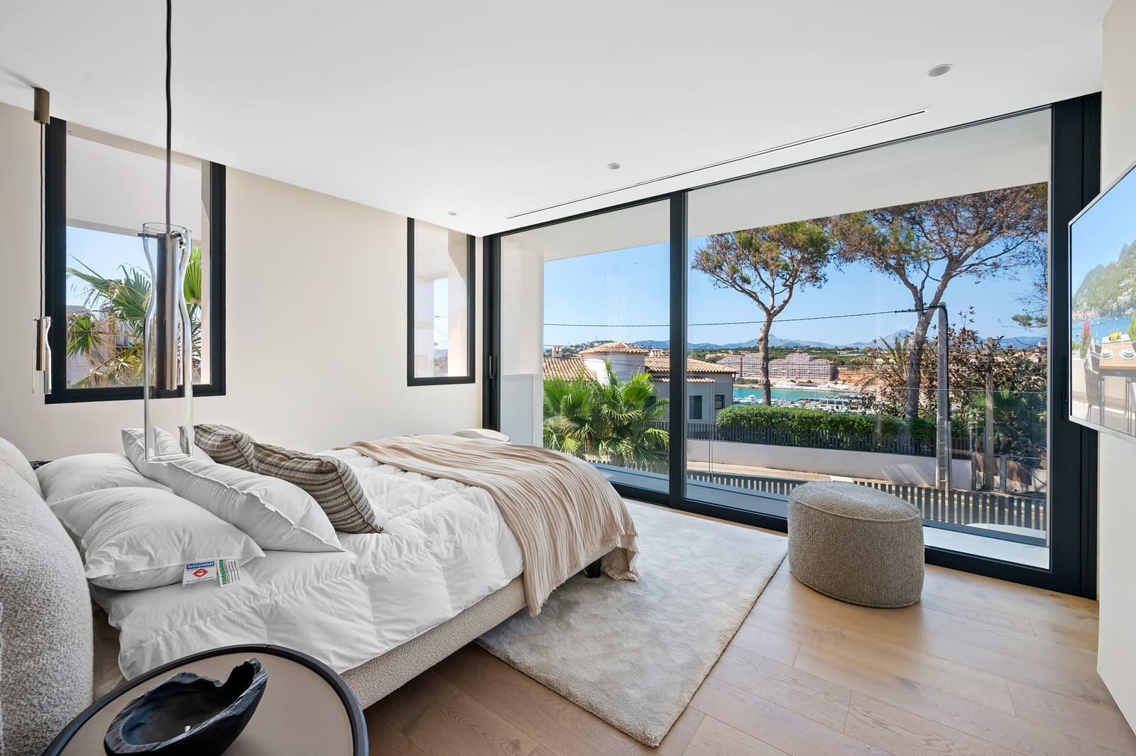 Spektakuläre neu gebaute Villa mit Meerblick in El Toro
