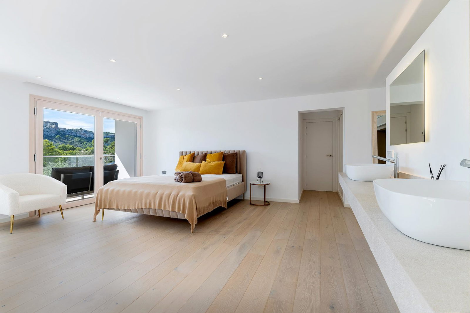 Luxuriöse Villa mit spektakulärem Blick auf den Golfplatz und die Berge in Son Vida