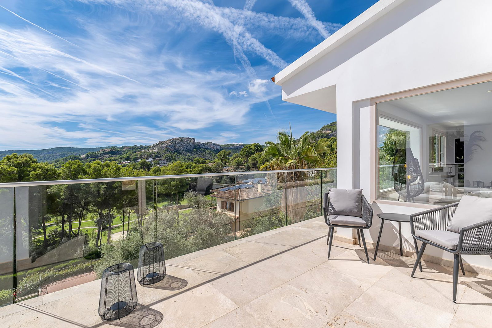 Luxuriöse Villa mit spektakulärem Blick auf den Golfplatz und die Berge in Son Vida