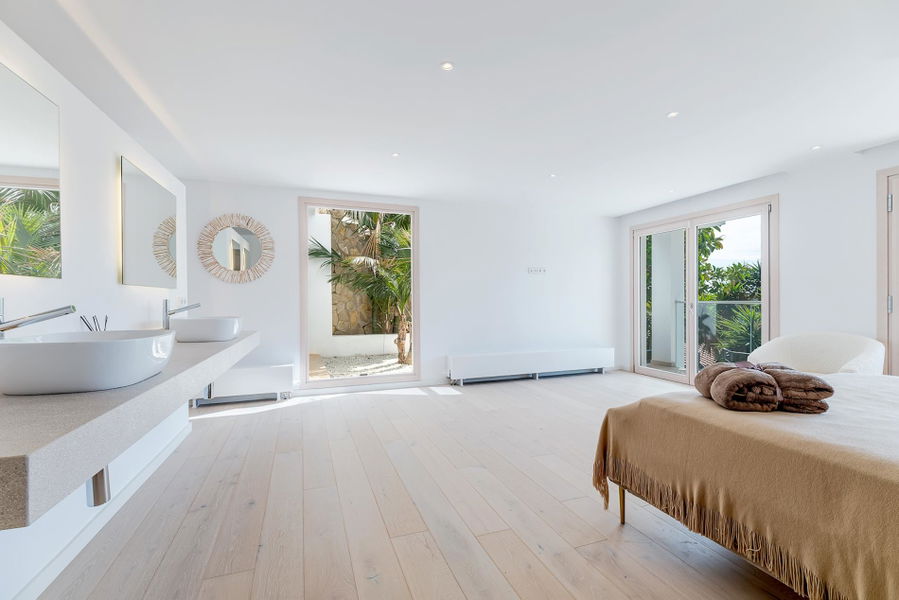 Luxuriöse Villa mit spektakulärem Blick auf den Golfplatz und die Berge in Son Vida