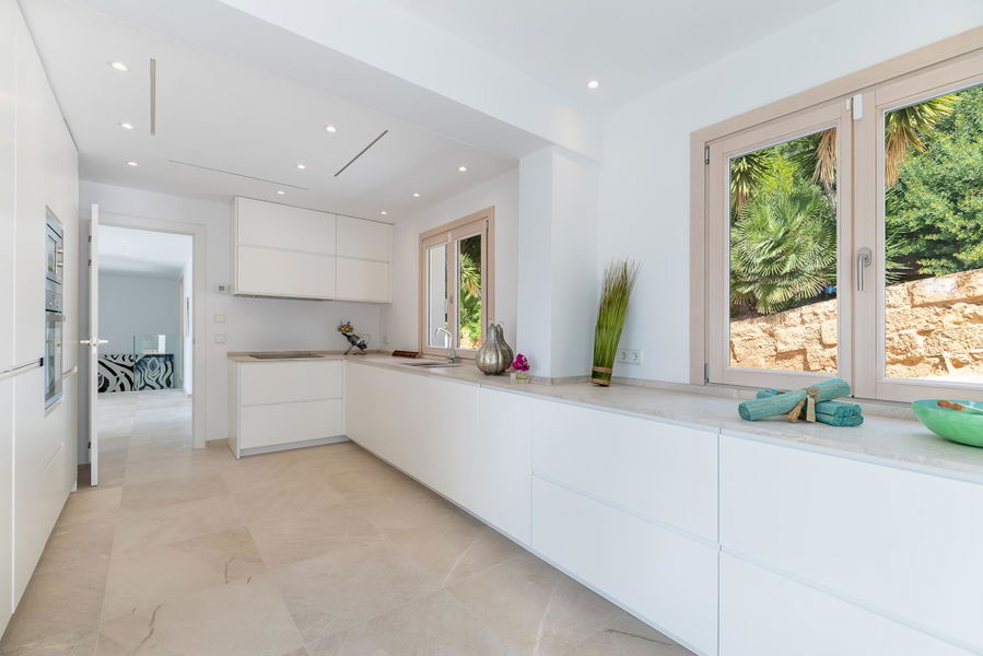 Luxuriöse Villa mit spektakulärem Blick auf den Golfplatz und die Berge in Son Vida