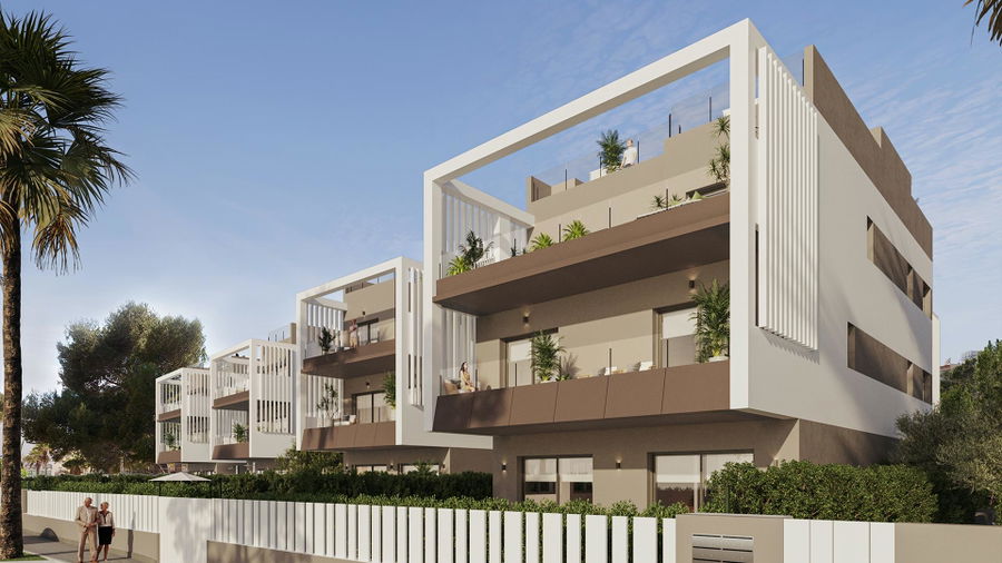 Modern markplanslägenhet med privat trädgård och pool som tillval
