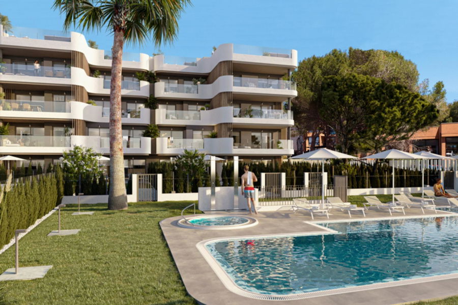 Nybyggd lägenhet på första våningen med stor terrass i Cala Ratjada