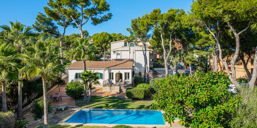 Mediterranean style villa in second sea line in Santa Ponsa near opposite the marina