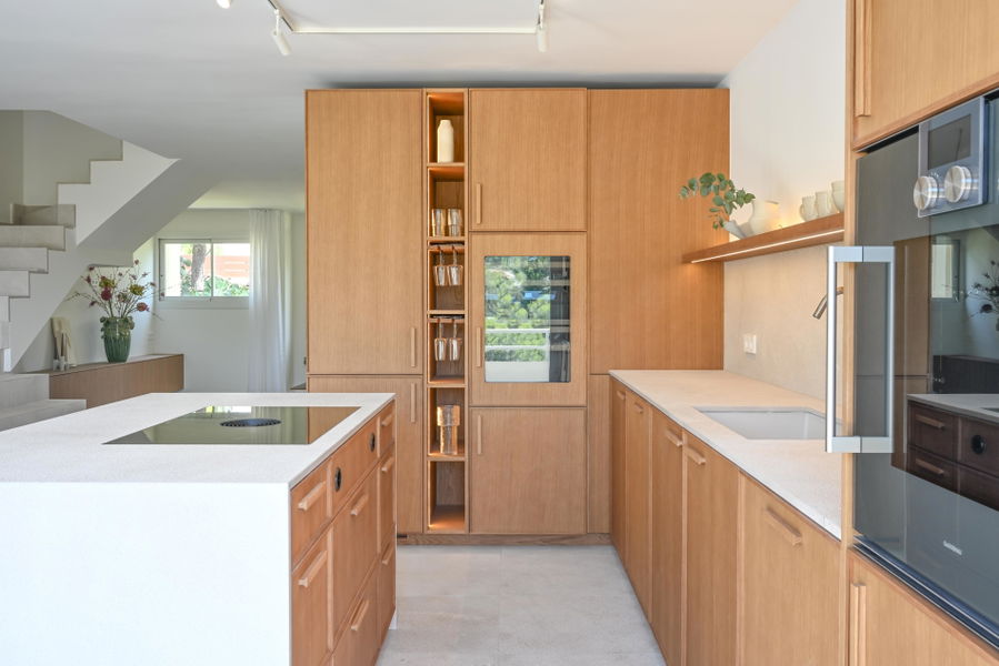 Elegantes dreistöckiges Penthouse komplett renoviert in Cas Catala