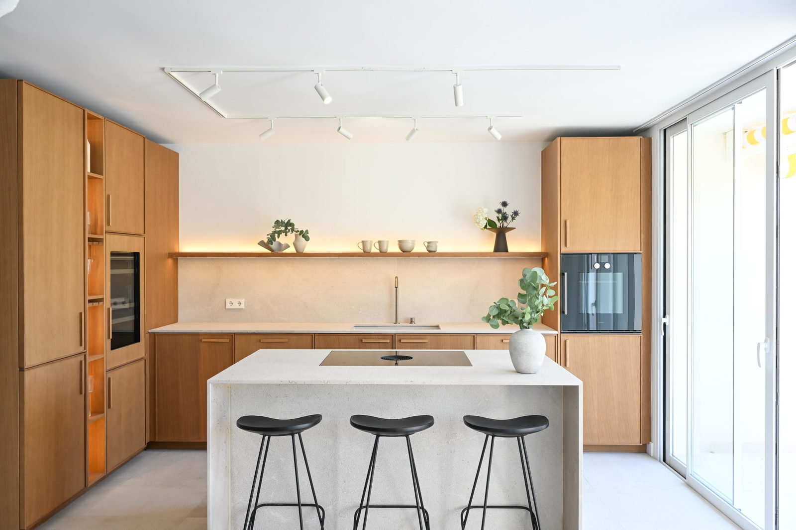 Elegantes dreistöckiges Penthouse komplett renoviert in Cas Catala