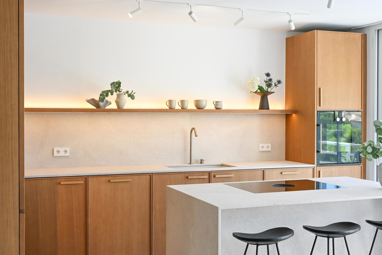 Elegantes dreistöckiges Penthouse komplett renoviert in Cas Catala