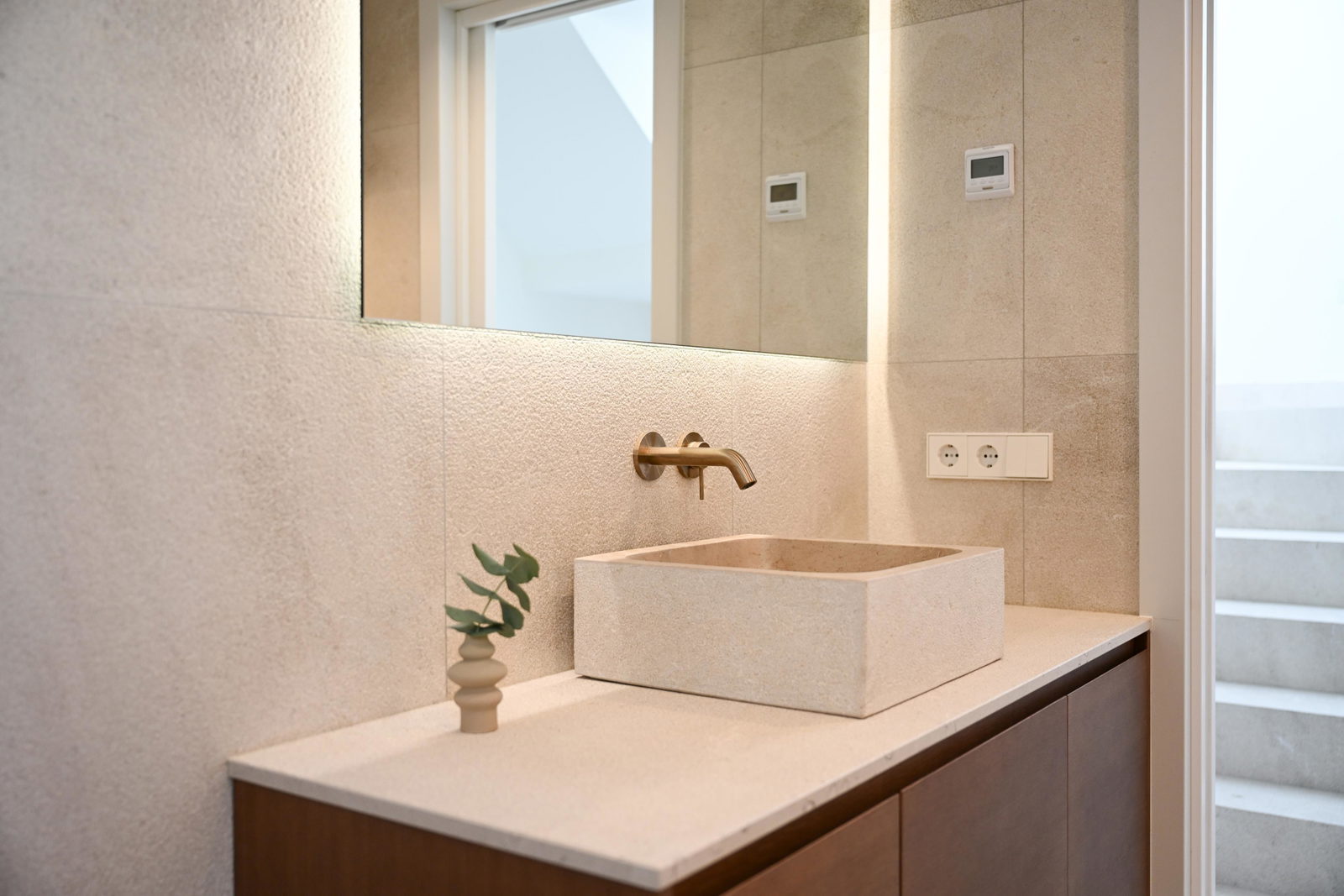 Elegantes dreistöckiges Penthouse komplett renoviert in Cas Catala