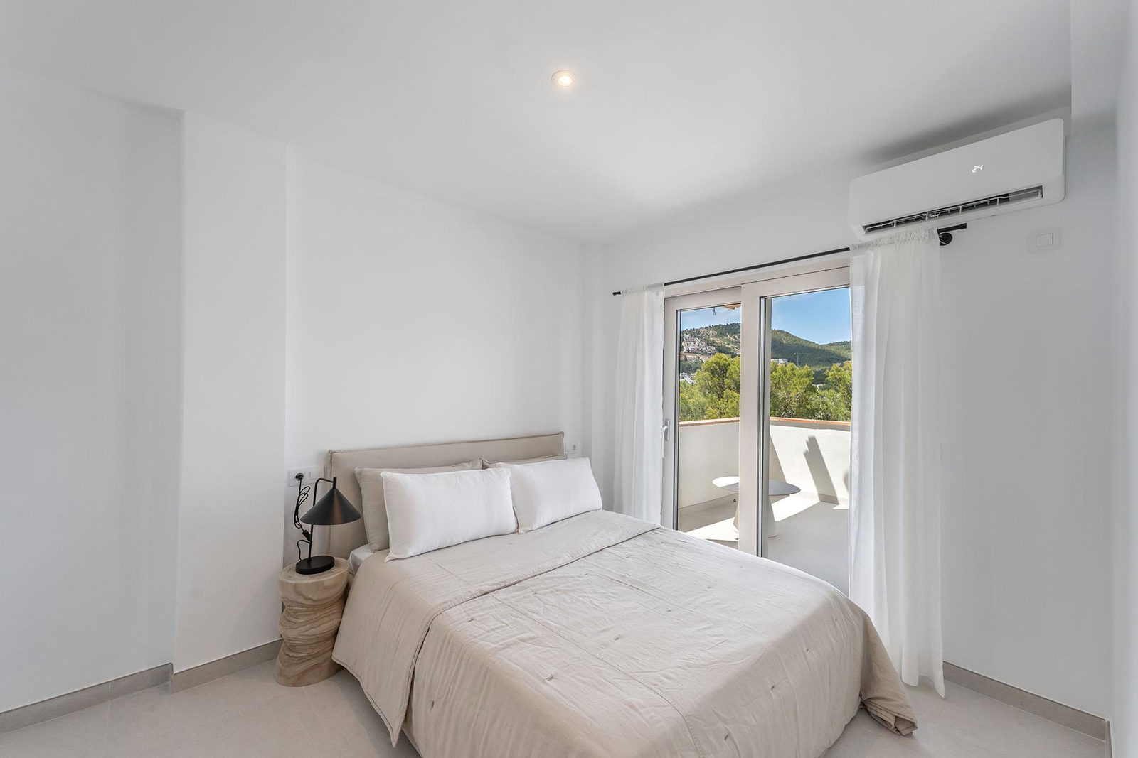 Stilvolle Wohnung mit skandinavischer Raffinesse und unschlagbarem Meerblick in Port d'Andratx