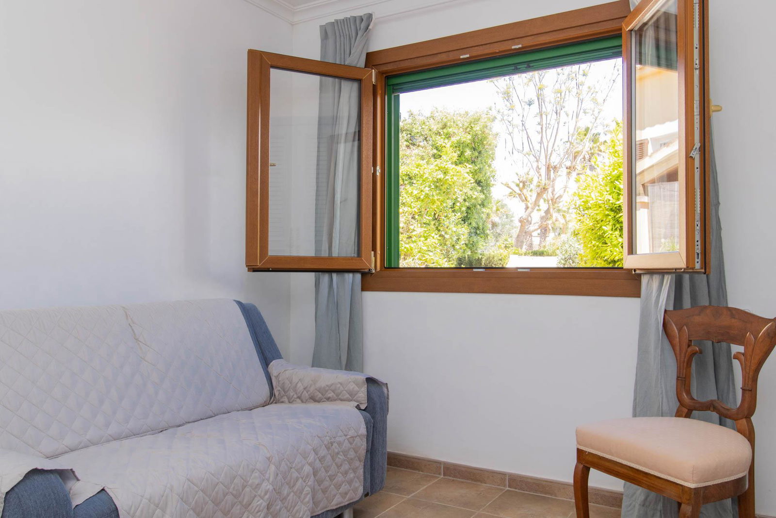 Doppelhaushälfte mit Garten, Terrassen und Gemeinschaftspool in Sa Rapita