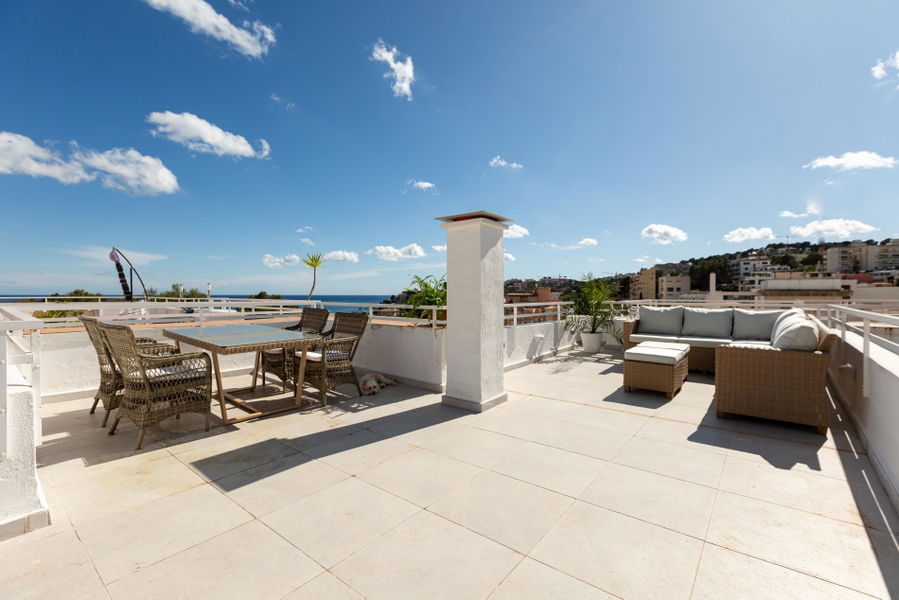 Elegantes Designer-Penthouse mit Meerblick in San Agustín