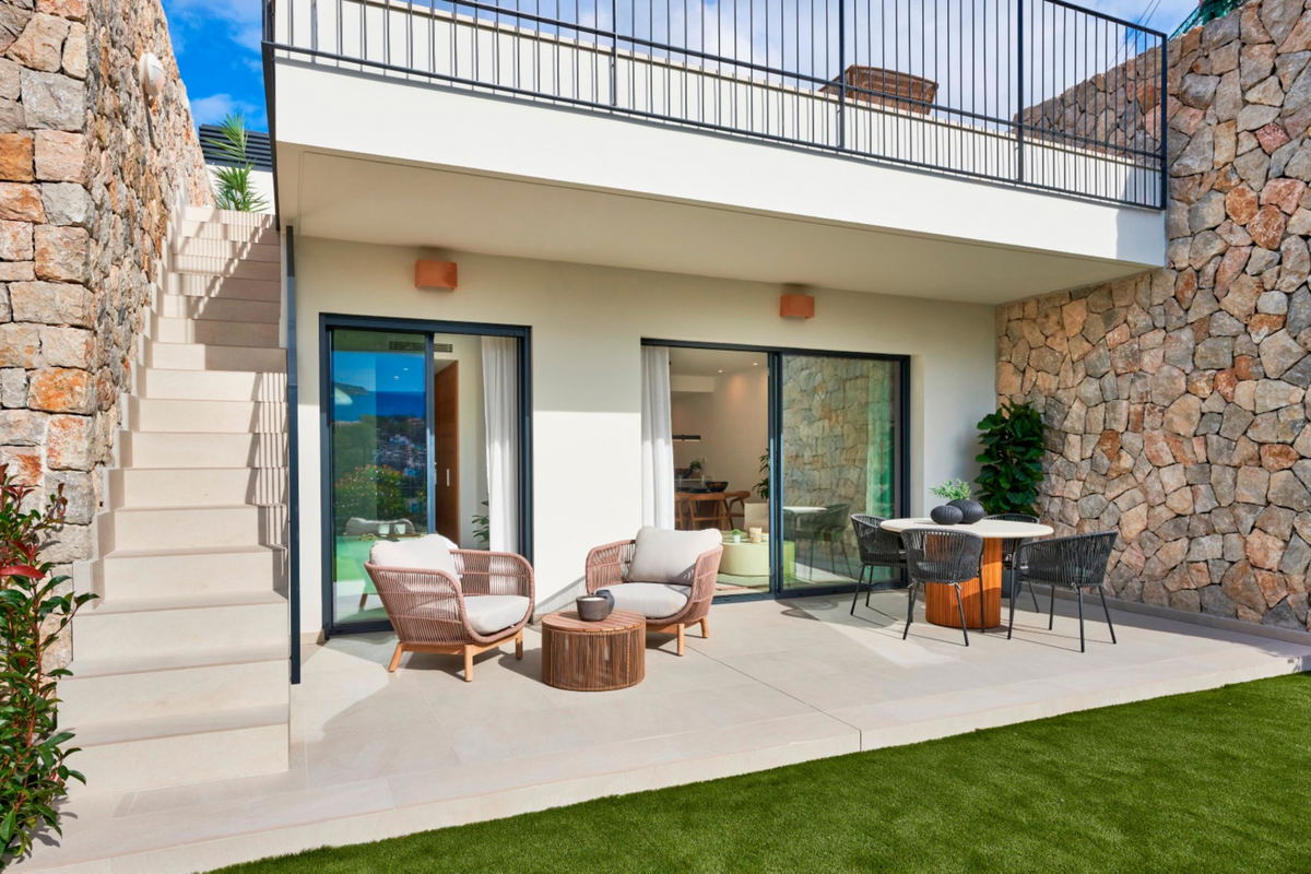 Liebenswertes Neubauapartment mit mediterranem Garten und Terrasse in Sant Elm