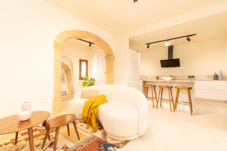 
    
                
            Lovely and elegant apartment close to Ciudad Jardin beach
        
