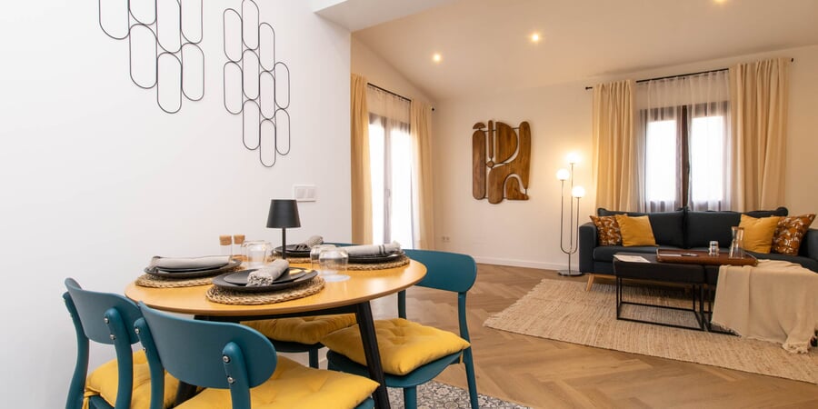 Stylish penthouse  with roof terrace close to the beach in Palmanova