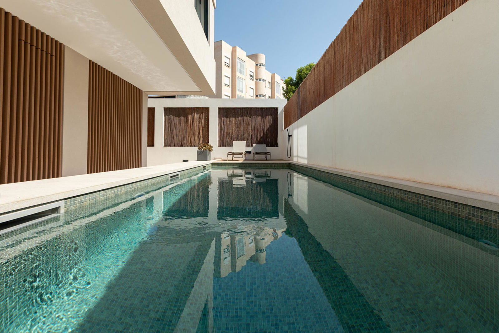 Elegantes Apartment mit großzügiger Terrasse und Pool am El Terreno