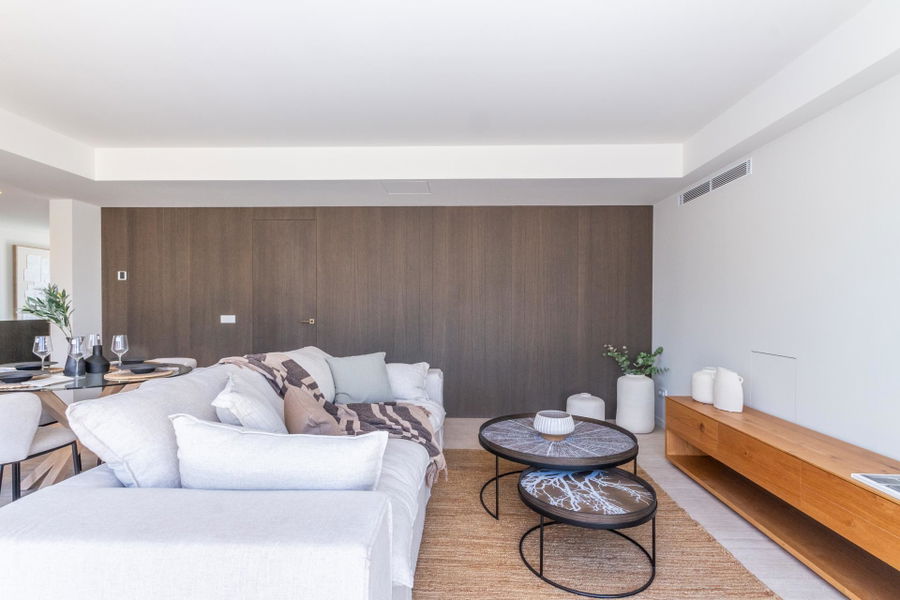 Ático dúplex de nueva construcción con terraza y vistas al mar en Portixol