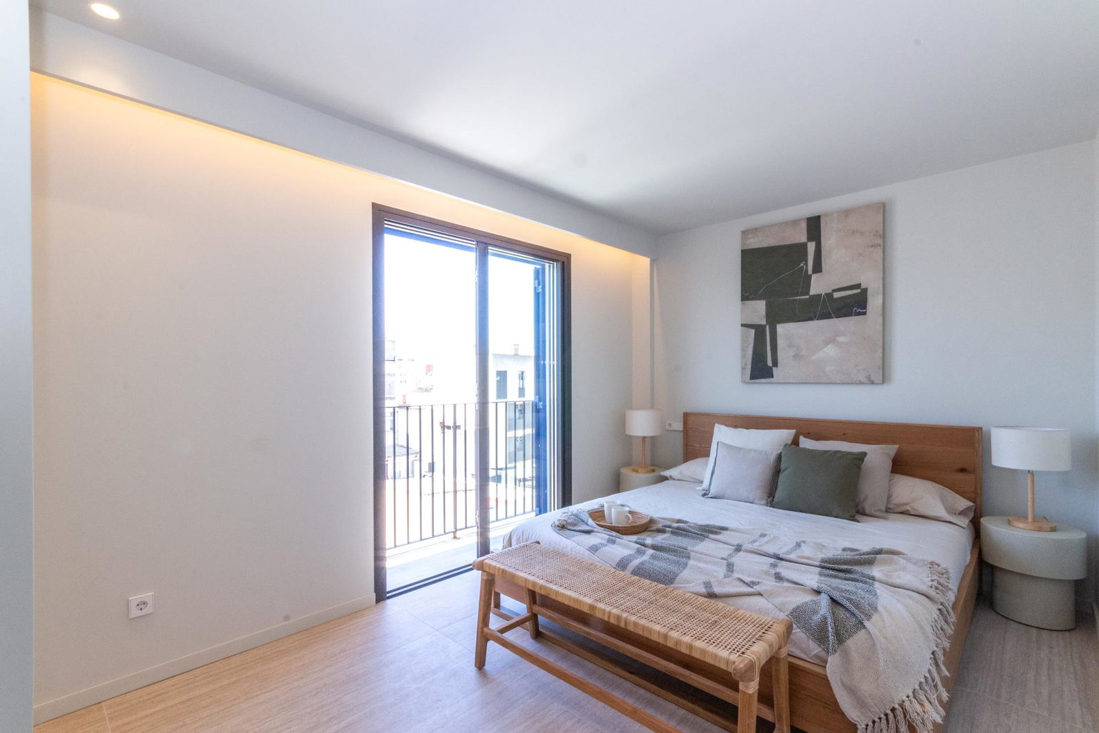 Ático dúplex de nueva construcción con terraza y vistas al mar en Portixol