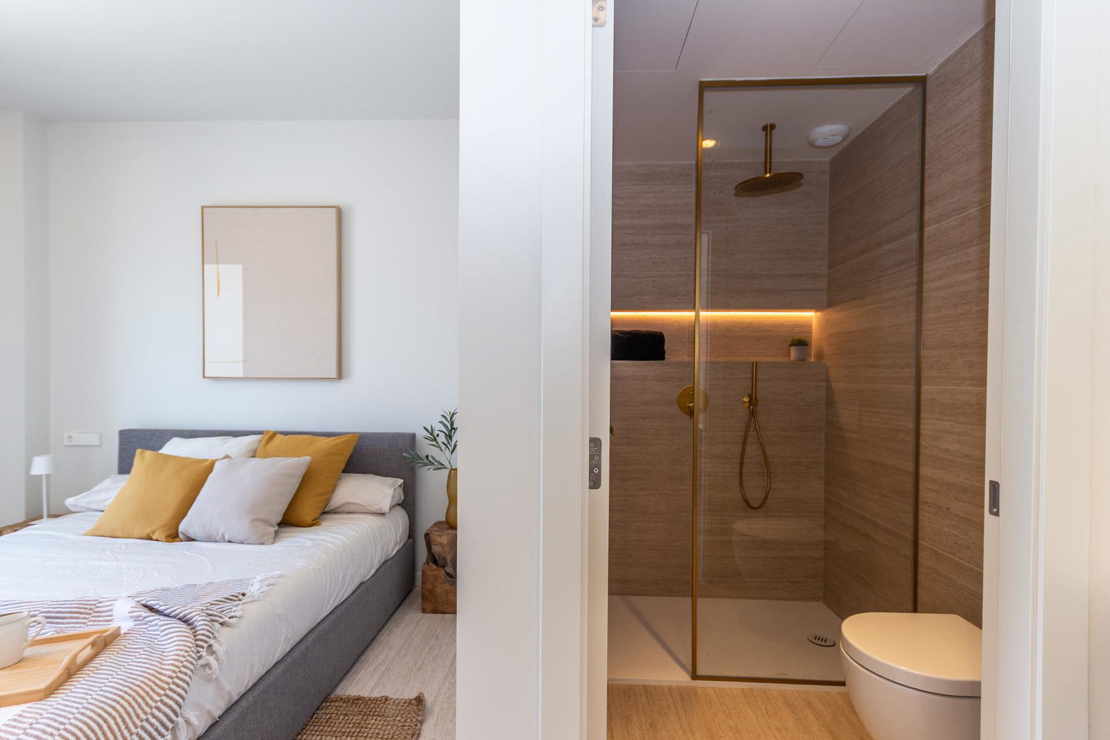 Ático dúplex de nueva construcción con terraza y vistas al mar en Portixol