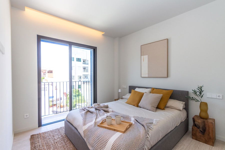 Ático dúplex de nueva construcción con terraza y vistas al mar en Portixol