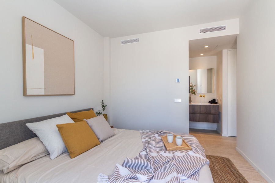 Ático dúplex de nueva construcción con terraza y vistas al mar en Portixol