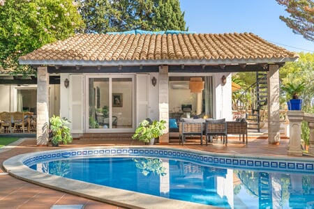 Komfortable Villa mit mediterranem Garten und Pool in Palmanova