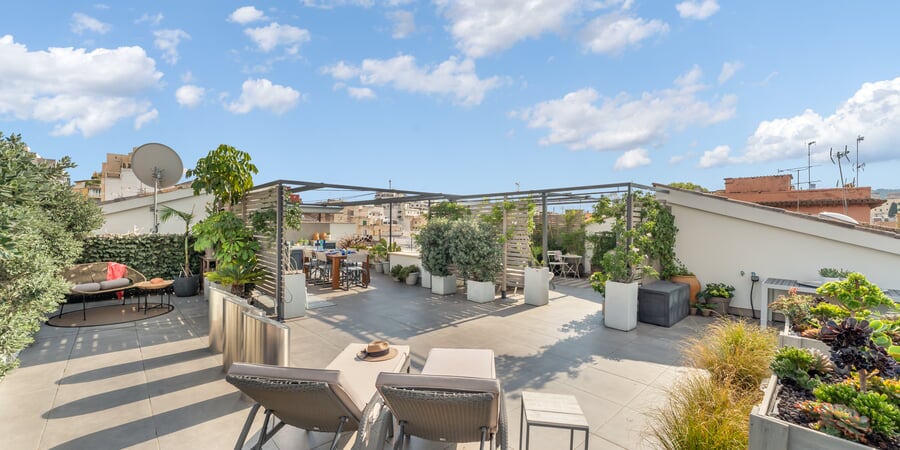 Elegant family home with indoor wellness area and stunning roof terrace in Son Espanyolet