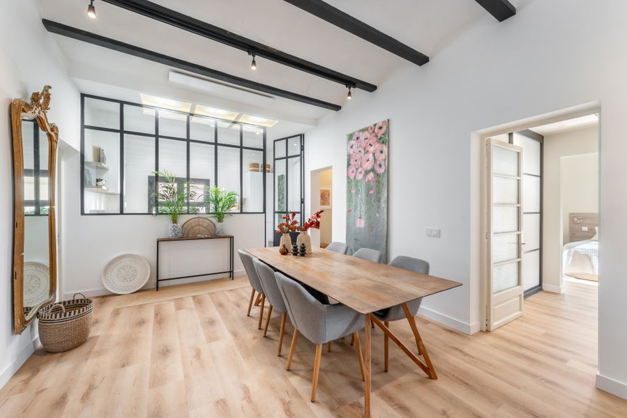 Exclusiva casa familiar con zona wellness interior y espectacular terraza en la azotea en Son Espanyolet