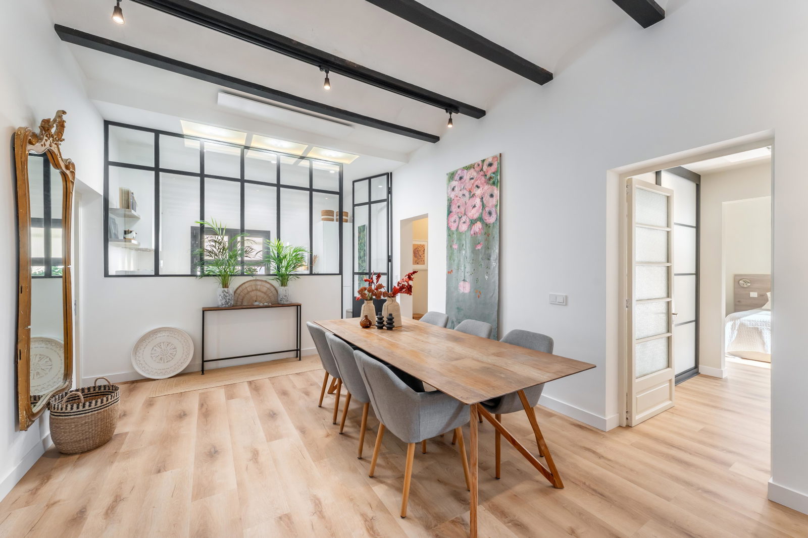 Exclusiva casa familiar con zona wellness interior y espectacular terraza en la azotea en Son Espanyolet