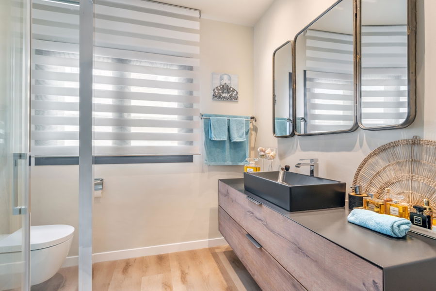 Exclusiva casa familiar con zona wellness interior y espectacular terraza en la azotea en Son Espanyolet