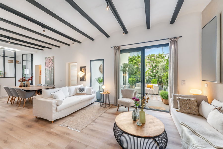 Exclusiva casa familiar con zona wellness interior y espectacular terraza en la azotea en Son Espanyolet