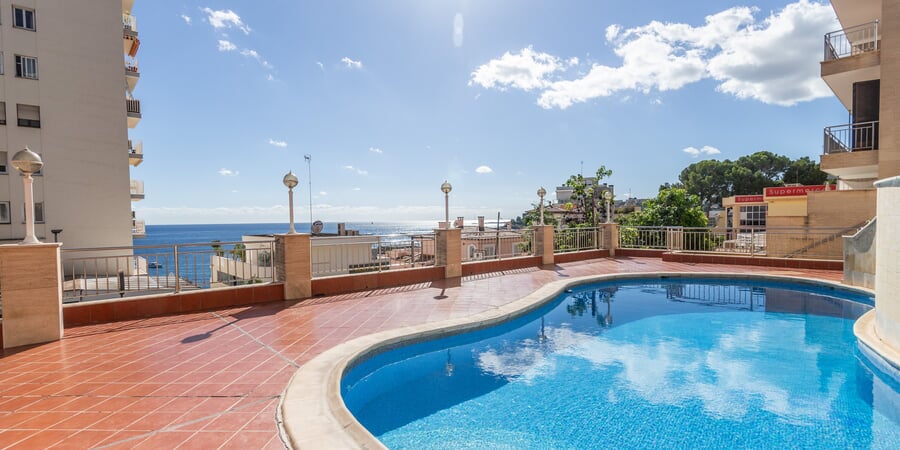 Neu renovierte Wohnung in begehrter Lage nahe dem Meer in San Agustín