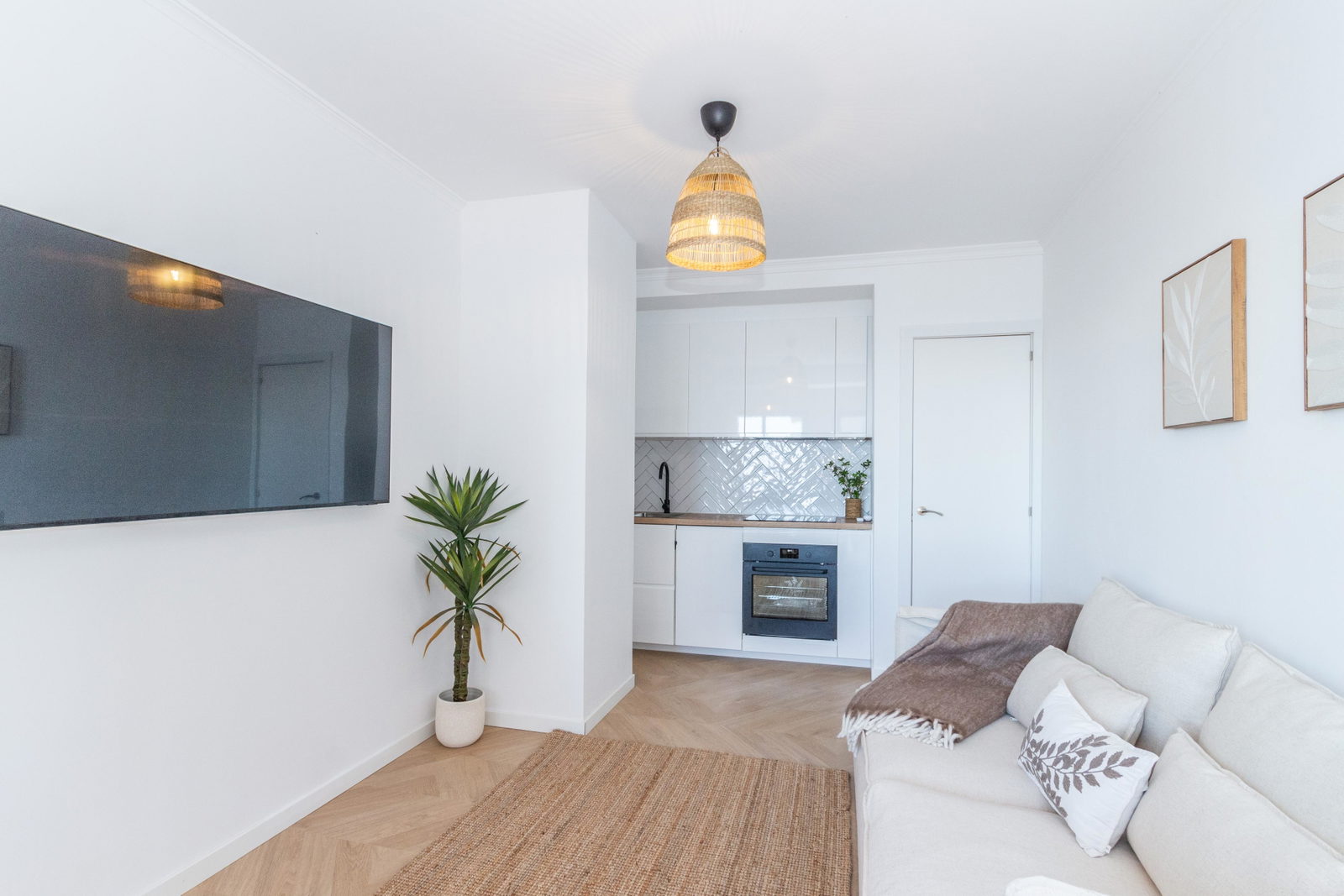 Neu renovierte Wohnung in begehrter Lage nahe dem Meer in San Agustín