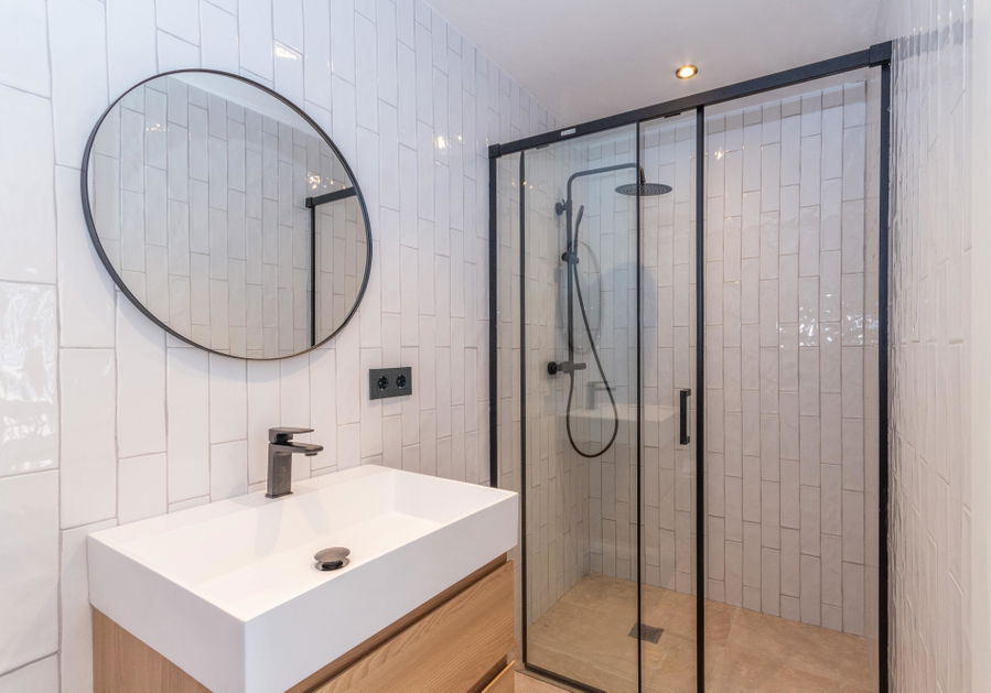 Neu renovierte Wohnung in begehrter Lage nahe dem Meer in San Agustín