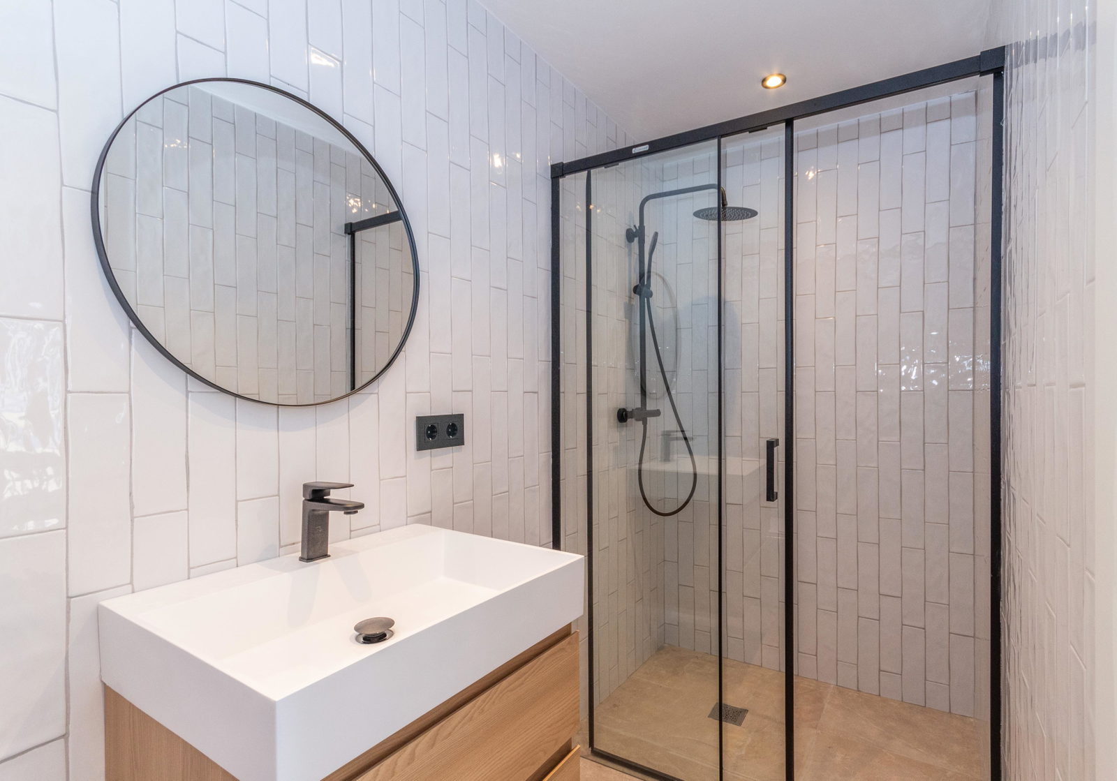 Neu renovierte Wohnung in begehrter Lage nahe dem Meer in San Agustín
