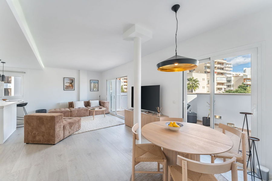 Modernes und geschmackvoll gestaltetes Penthouse mit zwei Terrassen in San Agustín