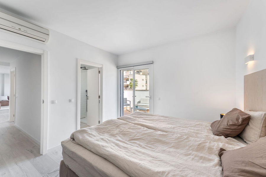 Modernes und geschmackvoll gestaltetes Penthouse mit zwei Terrassen in San Agustín