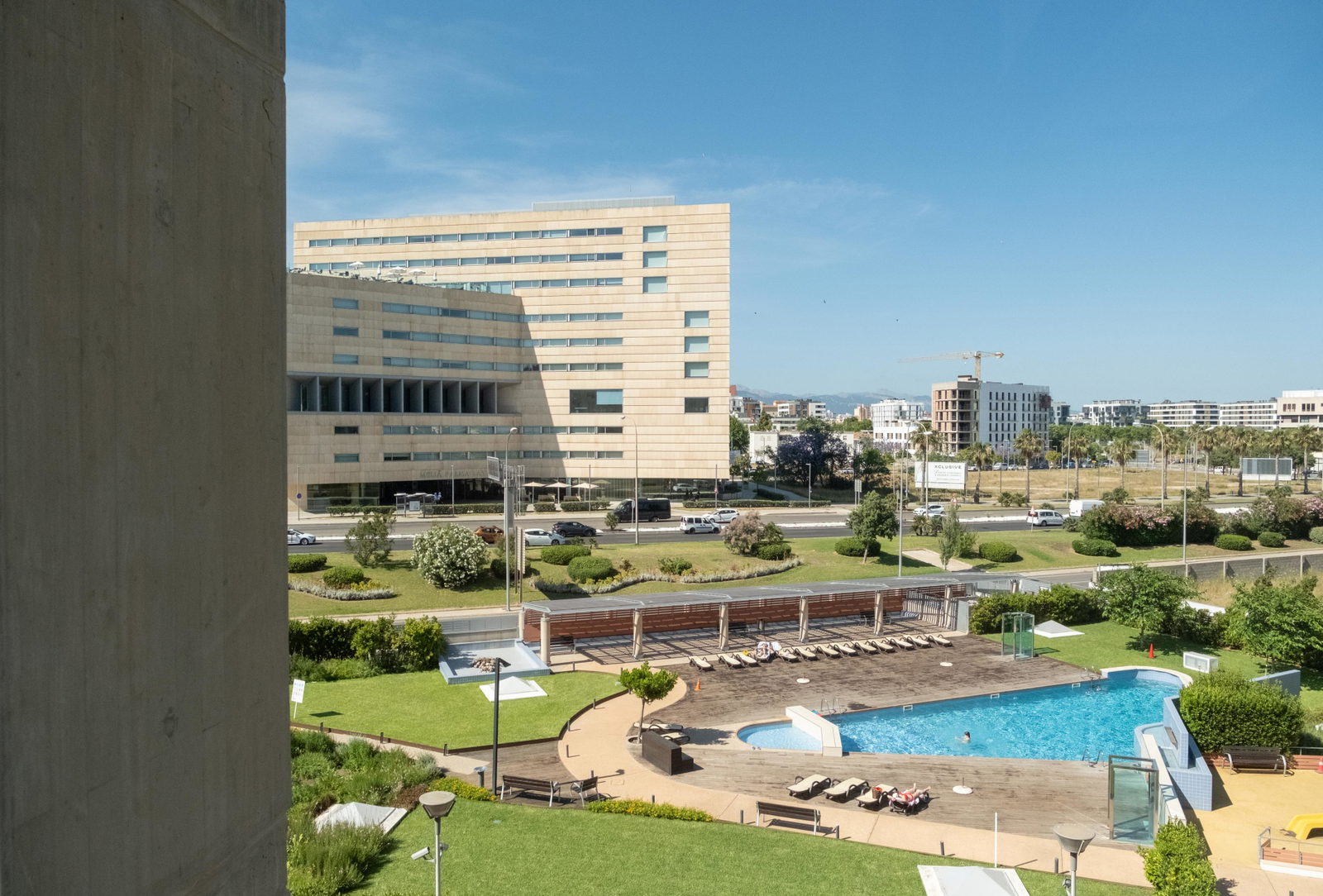 Luxurious apartment with stunning sea and mountain views in Portixol
