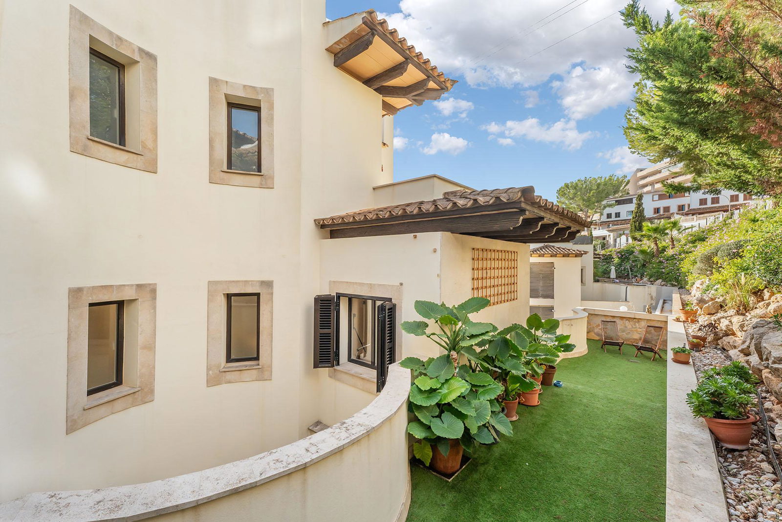 Moderne und geräumige Wohnung mit Gemeinschaftspool in Cas Catala