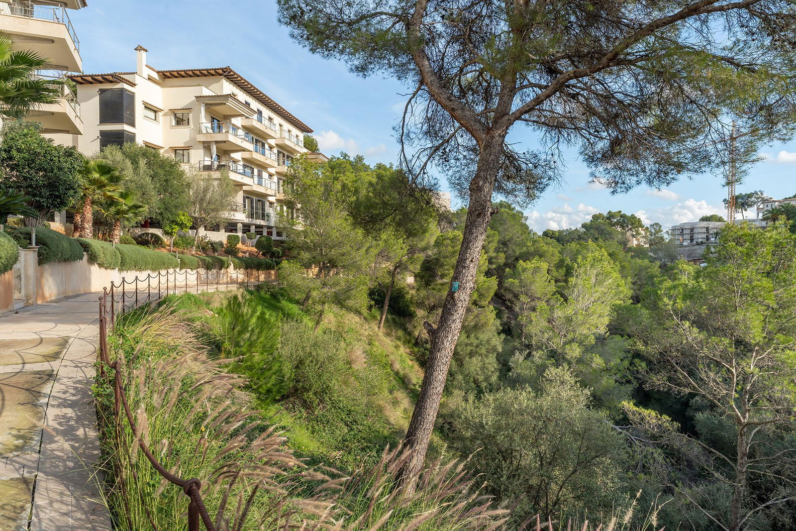 Moderne und geräumige Wohnung mit Gemeinschaftspool in Cas Catala