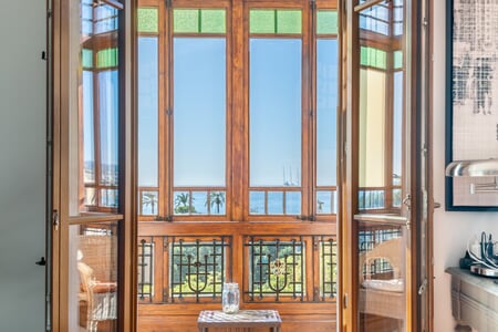 Luxury-Wohnen in erster Meereslinie im historischen Calatrava mit Meerblick, Dachterrasse, Garage und Aufzug