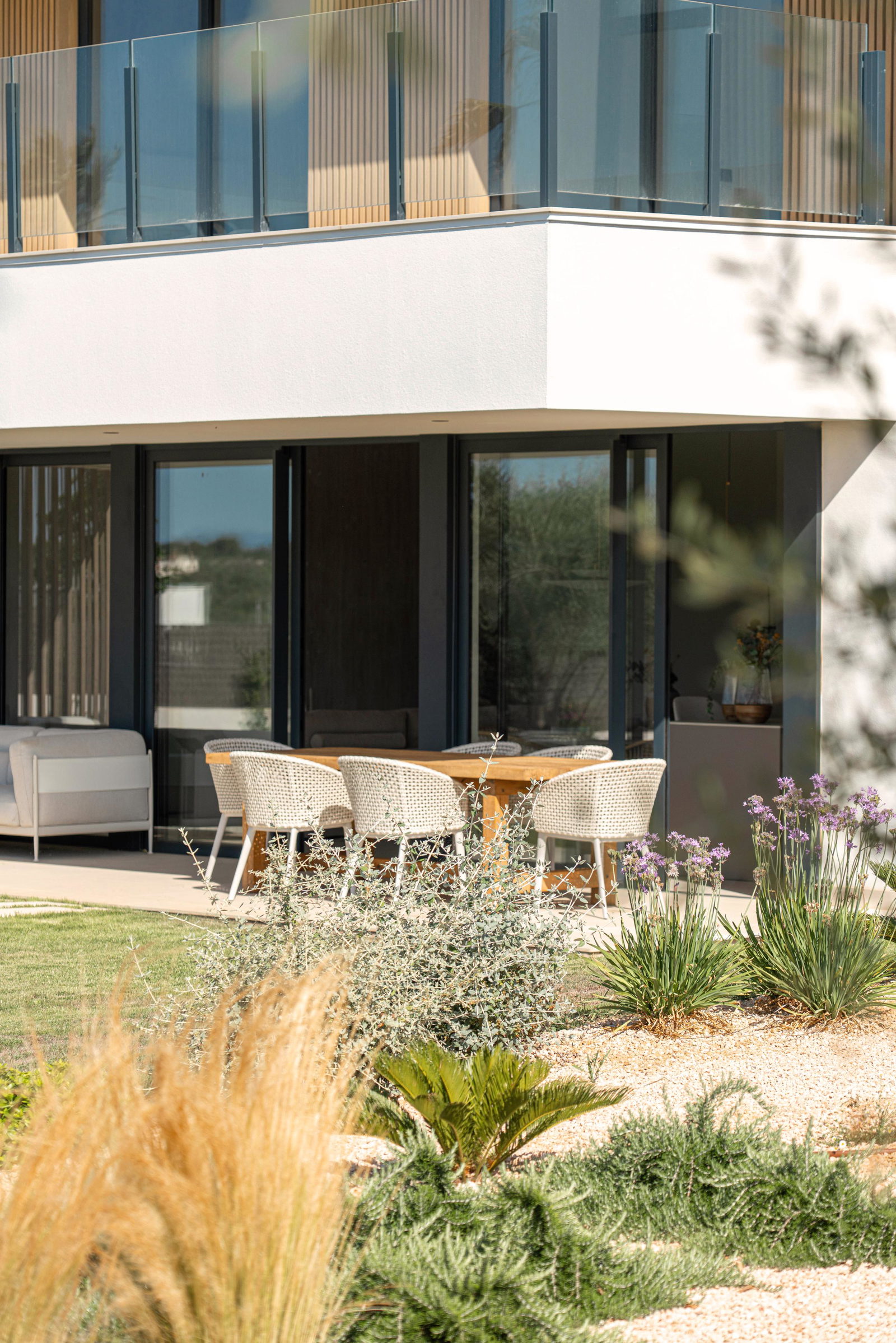 Elegante villa de nueva construcción con vistas panorámicas y una gran piscina en Son Gual