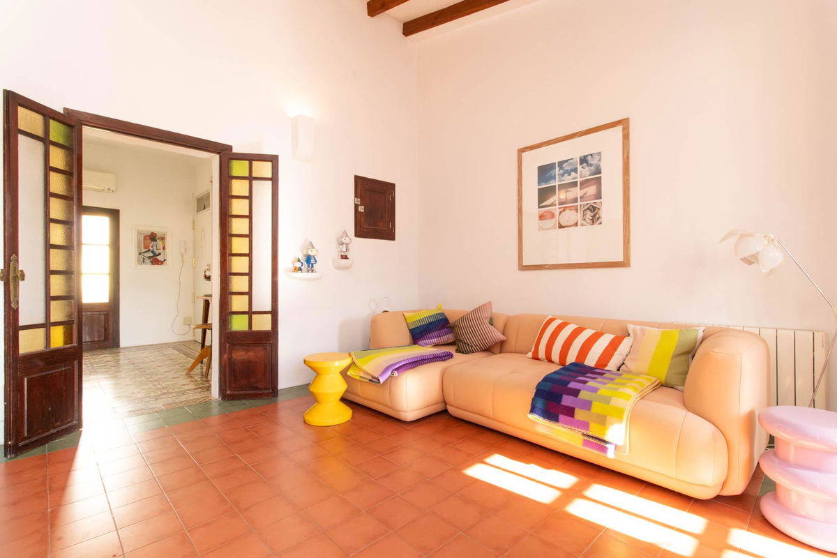 Charmantes Penthouse mit Terrasse in Santa Catalina