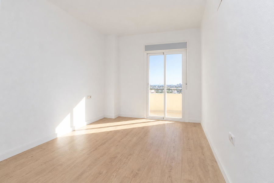 Helt ny modern lägenhet med havsutsikt i Son Espanyolet