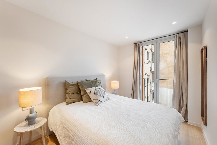 Modernes Penthouse zum Verkauf in Santa Catalina, Palma – Dachterrasse, Pool & Meerblick