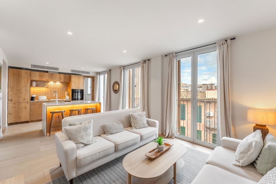 Modernes Penthouse zum Verkauf in Santa Catalina, Palma – Dachterrasse, Pool & Meerblick