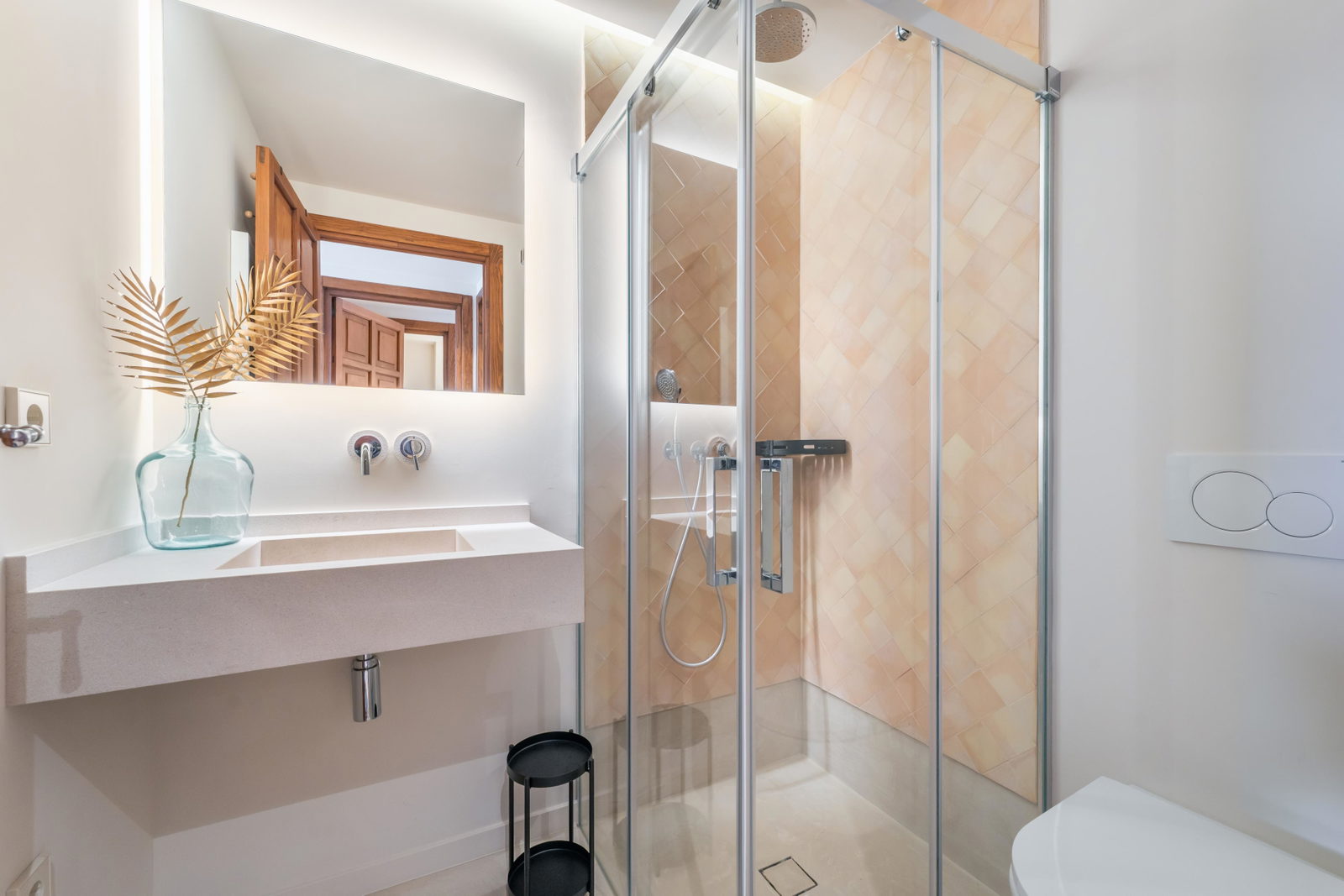 Modernes Penthouse zum Verkauf in Santa Catalina, Palma – Dachterrasse, Pool & Meerblick